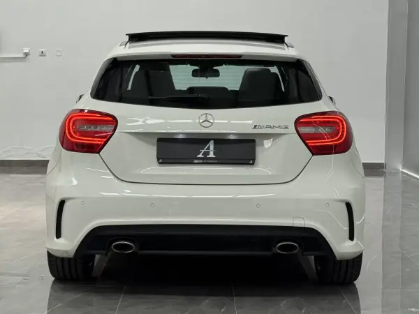 Mercedes-Benz A 180 2015 - 18990 EUR, 117000 km - AUTO.MOTO.pt - 117000km - foto 9 de 36