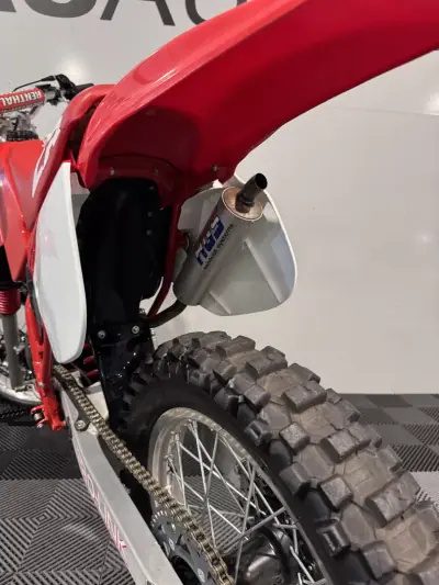 Honda CR 125R 1989 - 6750 EUR, 1 km - 1km - foto 19 de 22
