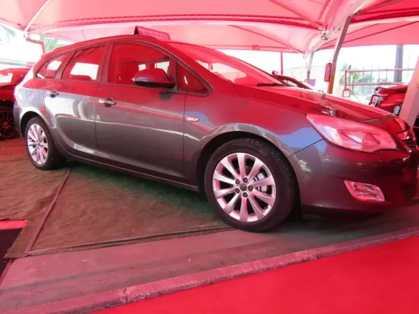 Opel Astra Sports Tourer 1.3 CDTi Enjoy S/S 2012 Diesel