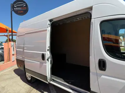 Fiat Ducato Maxi 35 XLH3 L4H3 2.2 Mjet 160cv 2022 - 24950 EUR, 157455 km - AUTO.MOTO.pt - 157455km - foto 9 de 10