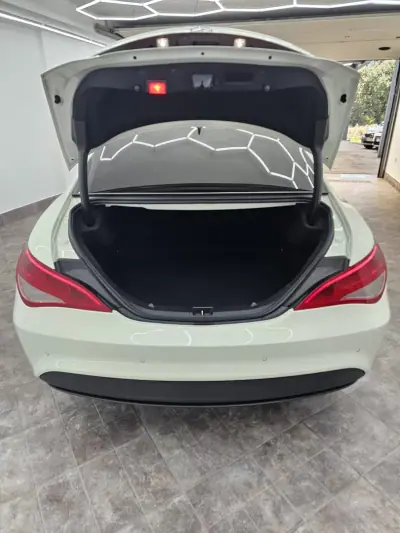 Mercedes-Benz CLA 180 2015 - 14000 EUR, 205367 km - 205367km - foto 50 de 51