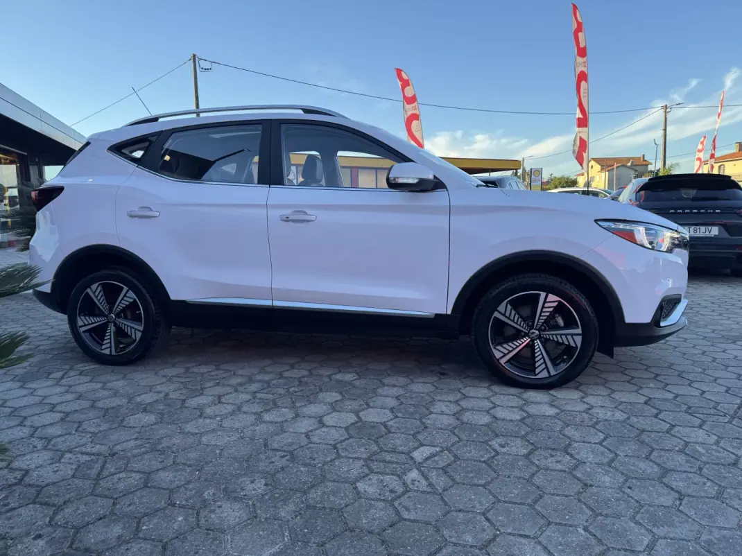 MG ZS 2021 - 18900 EUR, 91000 km - 91000km - foto 5 de 46