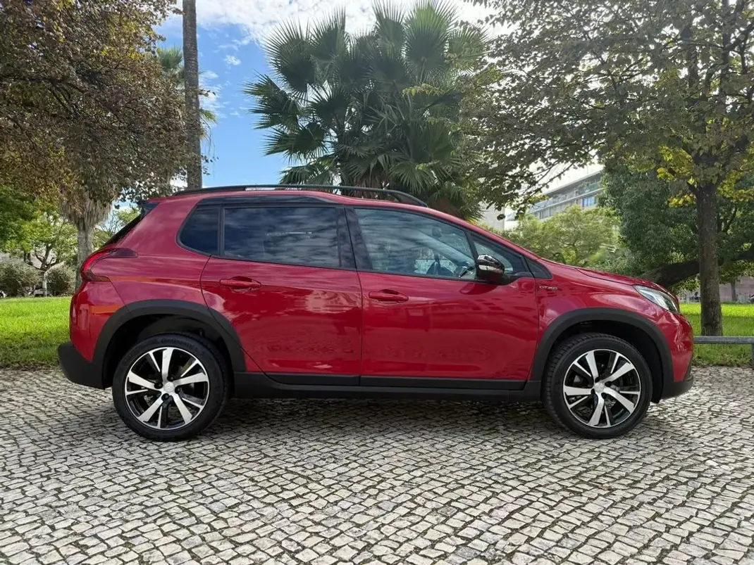 Peugeot 2008 2017 - 9990 EUR, 107000 km - AUTO.MOTO.pt - 107000km - foto 12 de 42