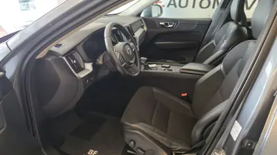 Volvo XC 60 2018 - 23500 EUR, 242396 km - AUTO.MOTO.pt - 242396km - foto 6 de 55