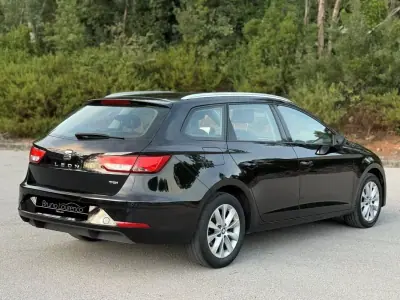SEAT Leon ST 2017 - 12900 EUR, 128174 km - AUTO.MOTO.pt - 128174km - foto 27 de 28