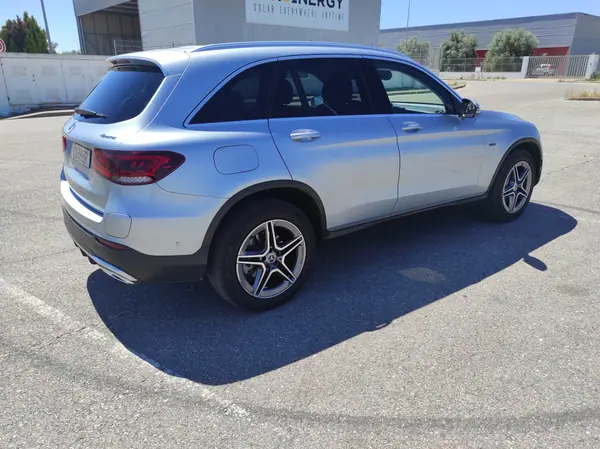Mercedes-Benz GLC 300 GLC 300 de 4Matic 9G-TRONIC AMG Line 2021 Híbrido Plug-In — 74 710 km · Beja Mercedes-Benz GLC 300 GLC 300 de 4Matic 9G-TRONIC AMG Line 2021 Híbrido Plug-In
