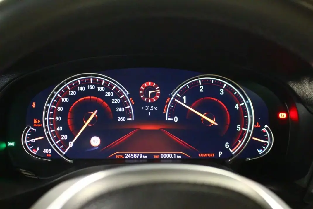 BMW X4 2018 - 28900 EUR, 245000 km - 245000km - foto 21 de 41