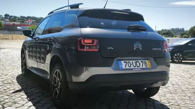 Citroën C4 Cactus 2018 - 11750 EUR, 12554 km - 12554km - foto 7 de 8