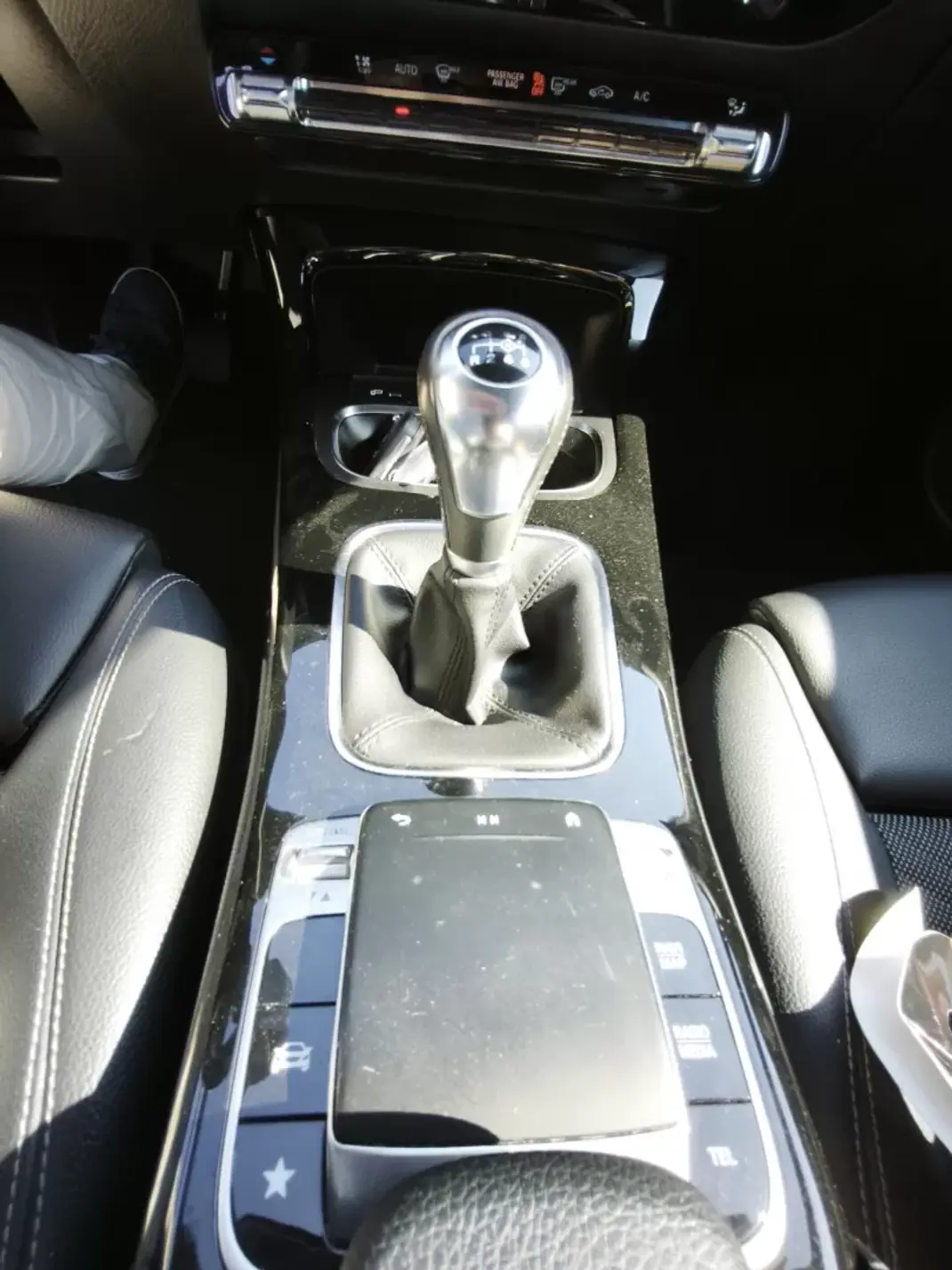 Mercedes-Benz A 180 2019 - 22900 EUR, 111500 km - 111500km - foto 8 de 14