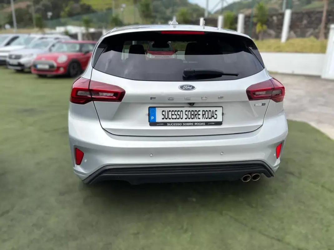 Ford Focus 2024 - 23490 EUR, 35103 km - AUTO.MOTO.pt - 35103km - foto 7 de 14