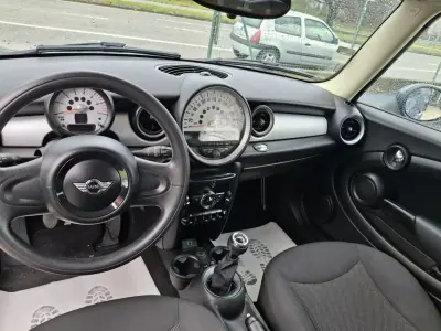 MINI 3 Portas 2012 - 12500 EUR, 149987 km - AUTO.MOTO.pt - 149987km - foto 12 de 14