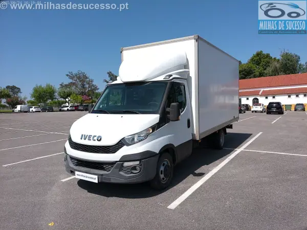 Iveco 2015 - 17850 EUR, 206000 km - AUTO.MOTO.pt - 206000km - foto 3 de 15