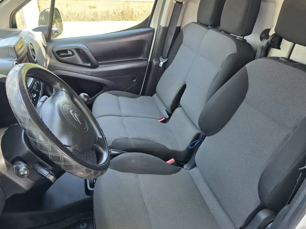 Citroën 2017 - 8990 EUR, 224125 km - AUTO.MOTO.pt - 224125km - foto 13 de 13