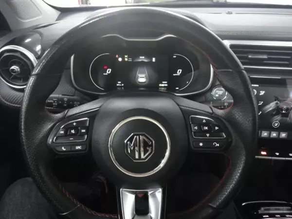 MG ZS 2022 - 20900 EUR, 68000 km - AUTO.MOTO.pt - 68000km - foto 32 de 36
