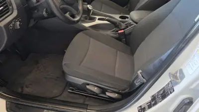 BMW X1 2011 - 9900 EUR, 192351 km - AUTO.MOTO.pt - 192351km - foto 34 de 52