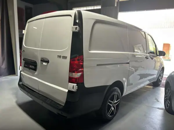Mercedes-Benz Vito 2021 - 18500 EUR, 166000 km - AUTO.MOTO.pt - 166000km - foto 4 de 27