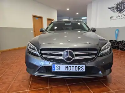 Mercedes-Benz C 300 2020 - 30980 EUR, 98799 km - AUTO.MOTO.pt - 98799km - foto 7 de 47