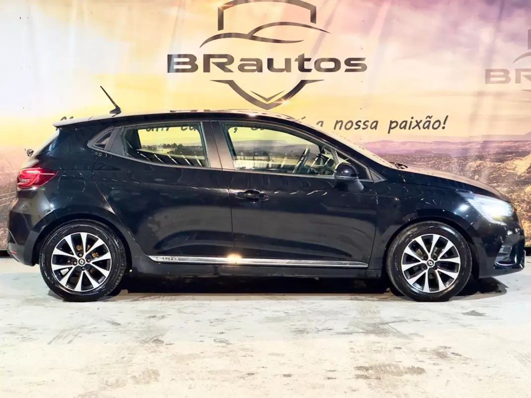 Renault Clio 2021 - 13900 EUR, 102052 km - 102052km - foto 4 de 24