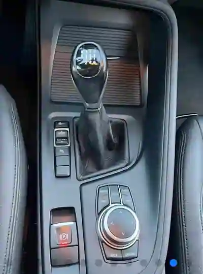 BMW X1 2019 - 19500 EUR, 167000 km - AUTO.MOTO.pt - 167000km - foto 9 de 10