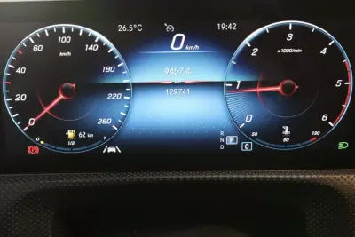 Mercedes-Benz A 180 2019 - 25900 EUR, 129741 km - AUTO.MOTO.pt - 129741km - foto 18 de 29