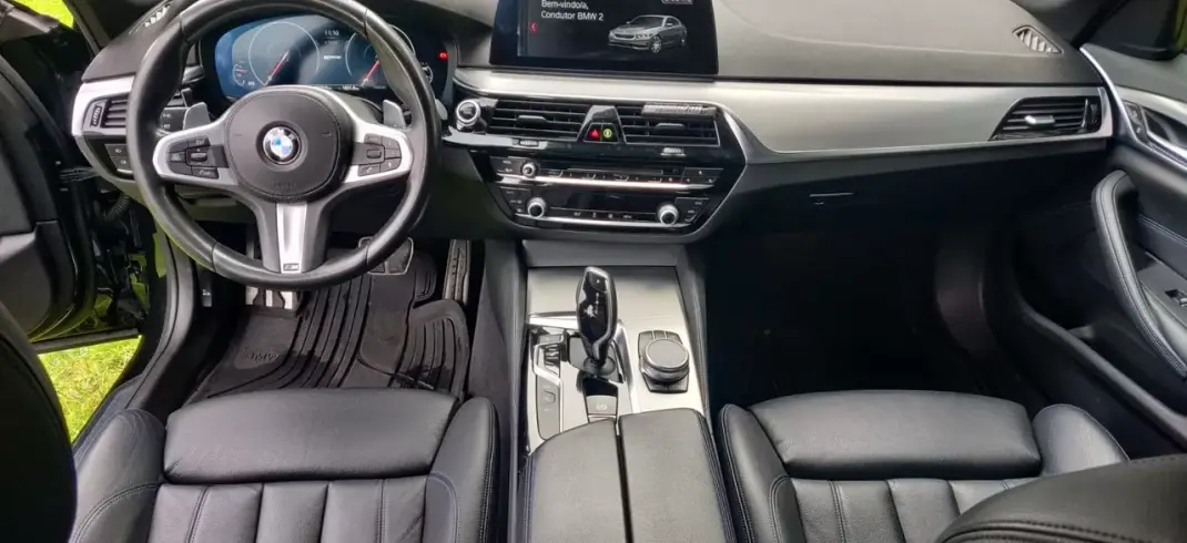 BMW 530e 2019 - 28499 EUR, 113000 km - AUTO.MOTO.pt - 113000km - foto 23 de 51