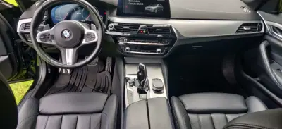 BMW 530e 2019 - 28499 EUR, 113000 km - AUTO.MOTO.pt - 113000km - foto 23 de 51