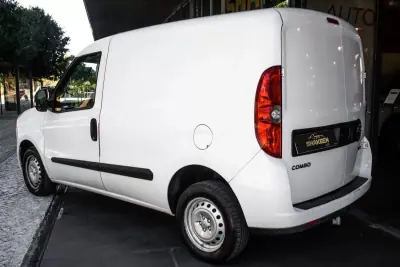 Opel COMBO 2012 - 6800 EUR, 158642 km - 158642km - foto 3 de 23