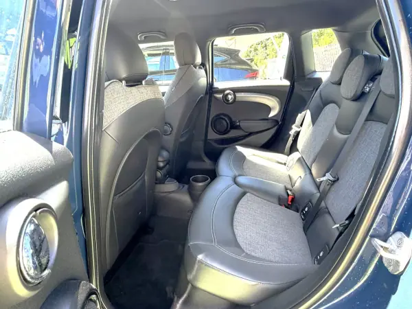 MINI Cooper 2014 - 11850 EUR, 132056 km - AUTO.MOTO.pt - 132056km - foto 11 de 13