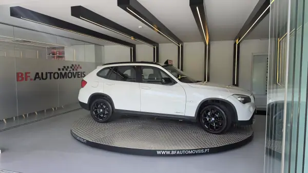 BMW X1 2009 - 13900 EUR, 234438 km - AUTO.MOTO.pt - 234438km - foto 8 de 59