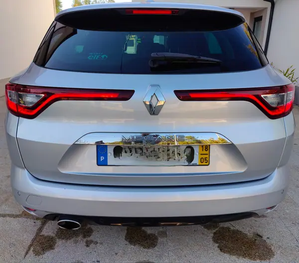 Renault Mégane Sport Tourer 2018 — foto 2 de 14