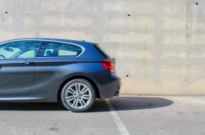 BMW 120 2014 - 18990 EUR, 145000 km - AUTO.MOTO.pt - 145000km - foto 22 de 36