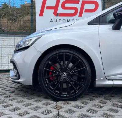 Renault Clio 2018 — foto 6 de 13