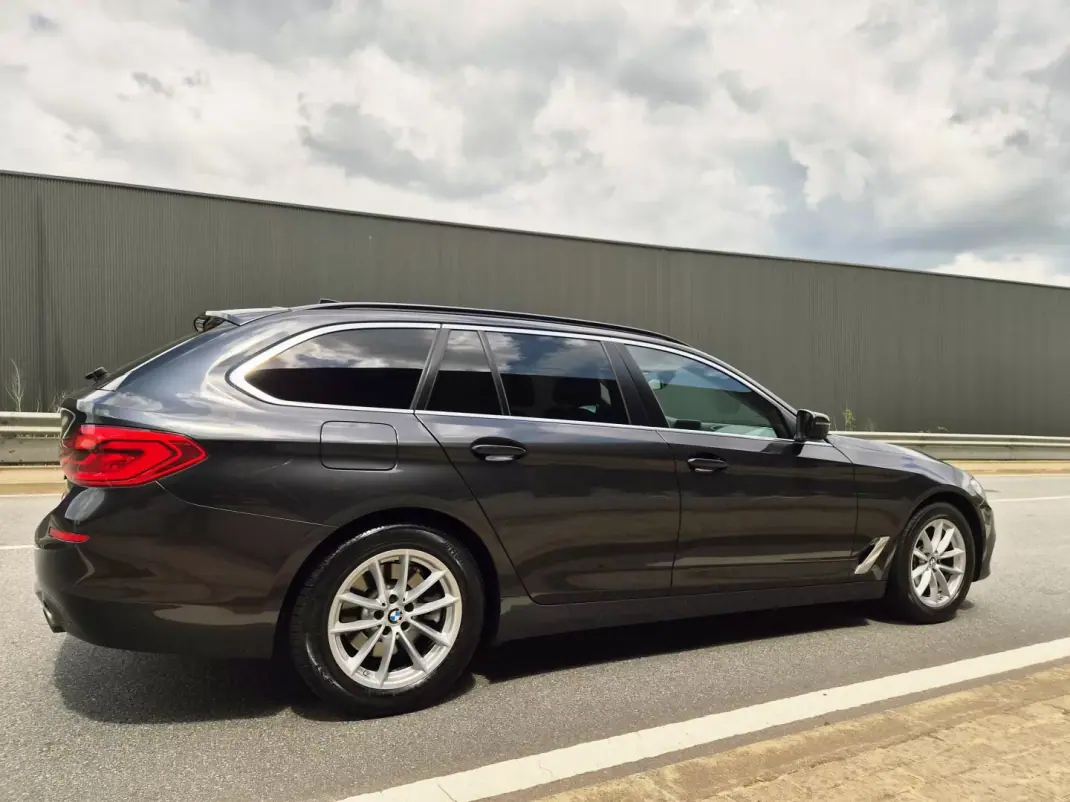 BMW 520 2017 - 19900 EUR, 171000 km - 171000km - foto 2 de 19