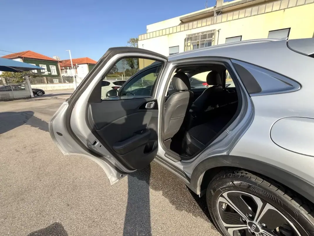 Kia XCeed 2021 - 16950 EUR, 147000 km - AUTO.MOTO.pt - 147000km - foto 33 de 33