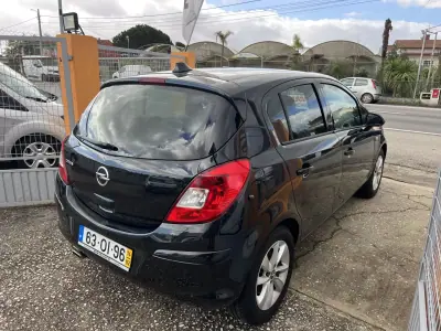 Opel Corsa 2014 - 6450 EUR, 136121 km - AUTO.MOTO.pt - 136121km - foto 10 de 23