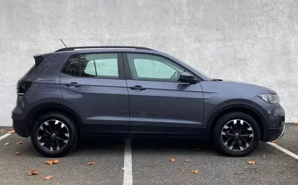 Volkswagen T-Cross 2022 - 17400 EUR, 99871 km - AUTO.MOTO.pt - 99871km - foto 8 de 20
