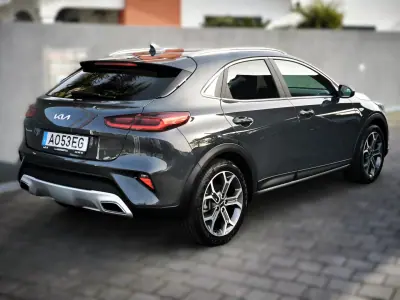 Kia XCeed 2022 - 18500 EUR, 29000 km - AUTO.MOTO.pt - 29000km - foto 3 de 50