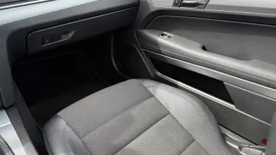 Mercedes-Benz E 250 2010 - 18500 EUR, 0 km - AUTO.MOTO.pt - foto 36 de 56