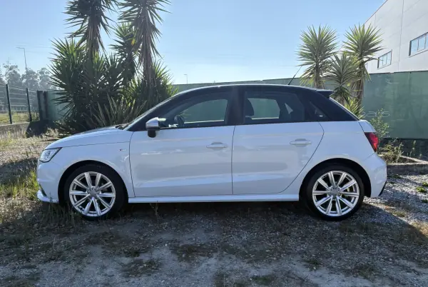 Audi A1 Sportback 2018 — foto 3 de 23