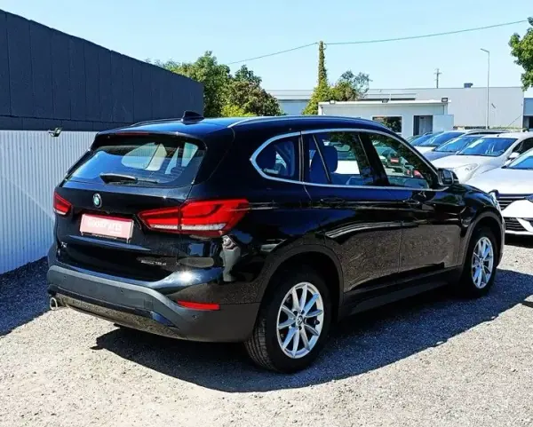BMW X1 2019 - 25990 EUR, 121739 km - AUTO.MOTO.pt - 121739km - foto 8 de 27