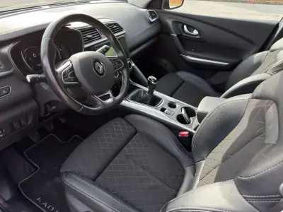 Renault Kadjar 2020 - 16900 EUR, 106065 km - AUTO.MOTO.pt - 106065km - foto 22 de 25