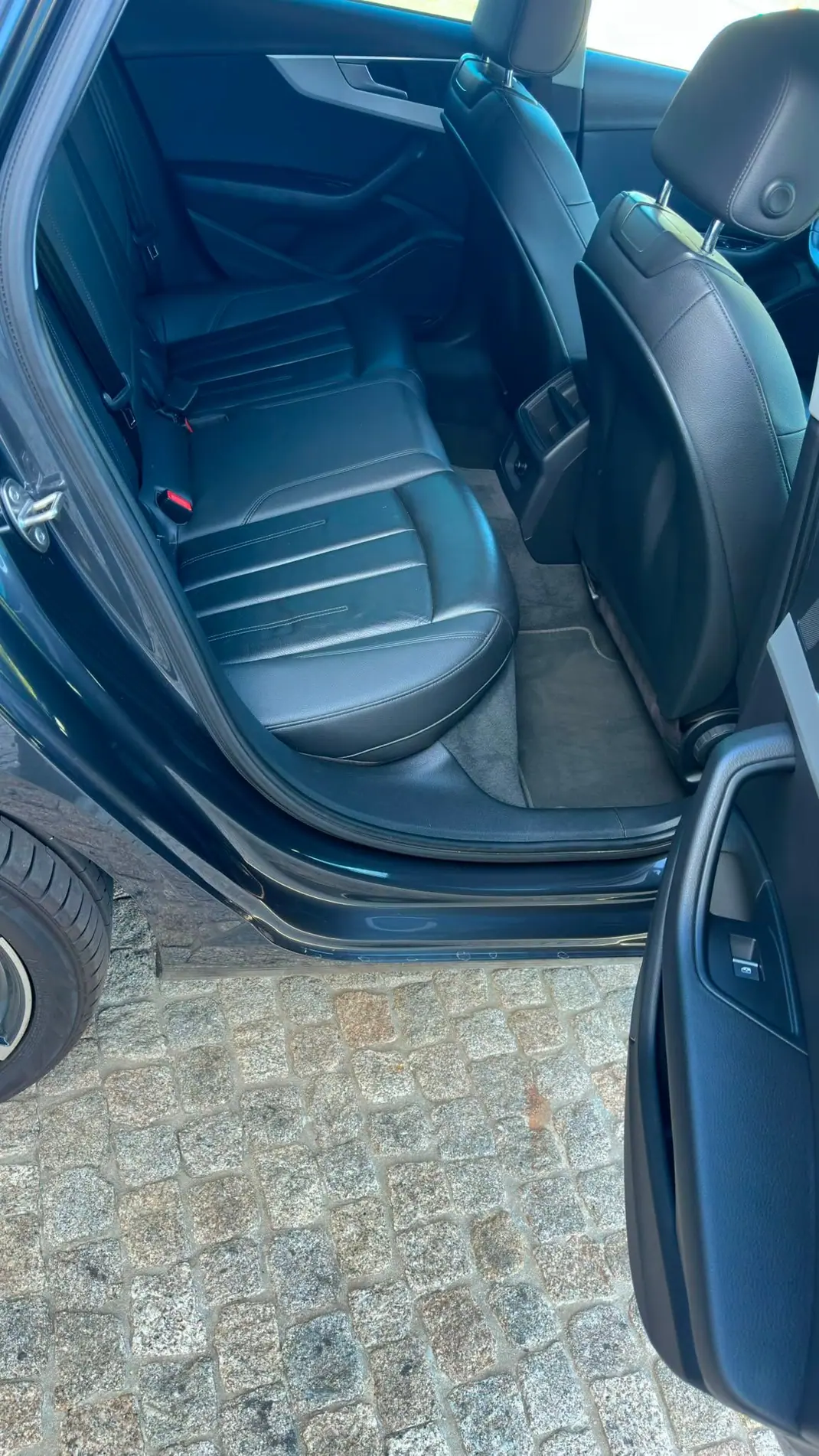 Audi A4 Avant 2016 - 17000 EUR, 143000 km - 143000km - foto 8 de 15