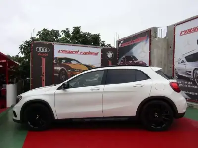 Mercedes-Benz GLA 220 2015 - 24549 EUR, 156920 km - foto 2 de 15