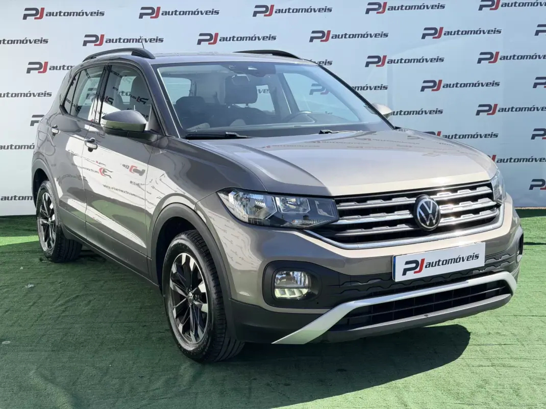 Volkswagen T-Cross 2021 - 17990 EUR, 55000 km - AUTO.MOTO.pt - 55000km - foto 3 de 10