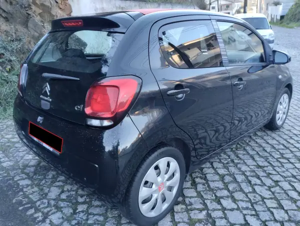 Citroën C1 Airscape 2014 - 7750 EUR, 120000 km - AUTO.MOTO.pt - 120000km - foto 6 de 25