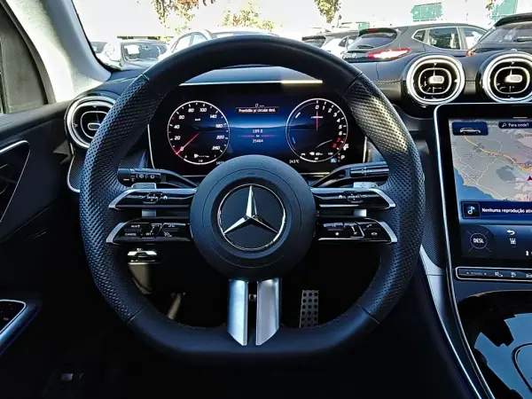 Mercedes-Benz GLC 400 2024 - 69990 EUR, 25400 km - AUTO.MOTO.pt - 25400km - foto 20 de 35