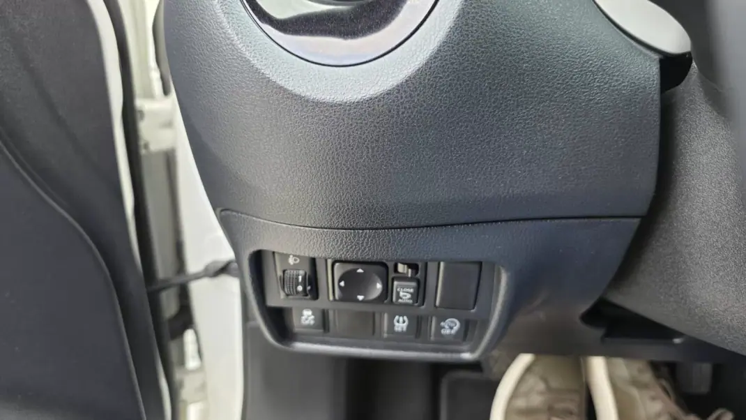 Nissan Juke 2017 - 13990 EUR, 46000 km - AUTO.MOTO.pt - 46000km - foto 26 de 26