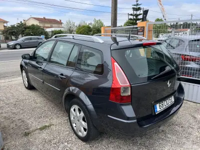 Renault Mégane Break 2007 - 4900 EUR, 141337 km - AUTO.MOTO.pt - 141337km - foto 12 de 19