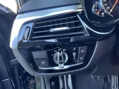 BMW M550d 2017 - 49900 EUR, 150000 km - AUTO.MOTO.pt - 150000km - foto 24 de 54