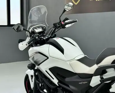 Honda NC750X 2015 - 5950 EUR, 35803 km - 35803km - foto 10 de 27